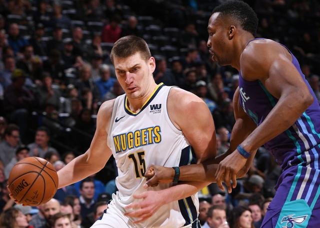  约基奇揽三双显神通，掘金轻骑破敌豪取五连胜